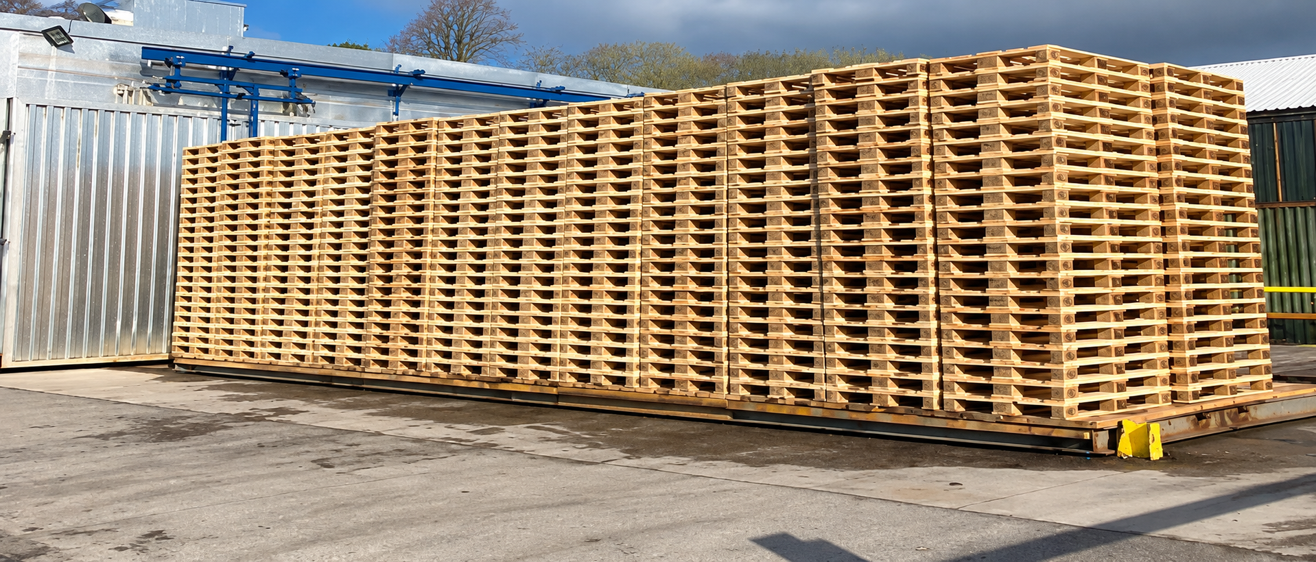 Brand New Heat Treated Pallets to Ispm15